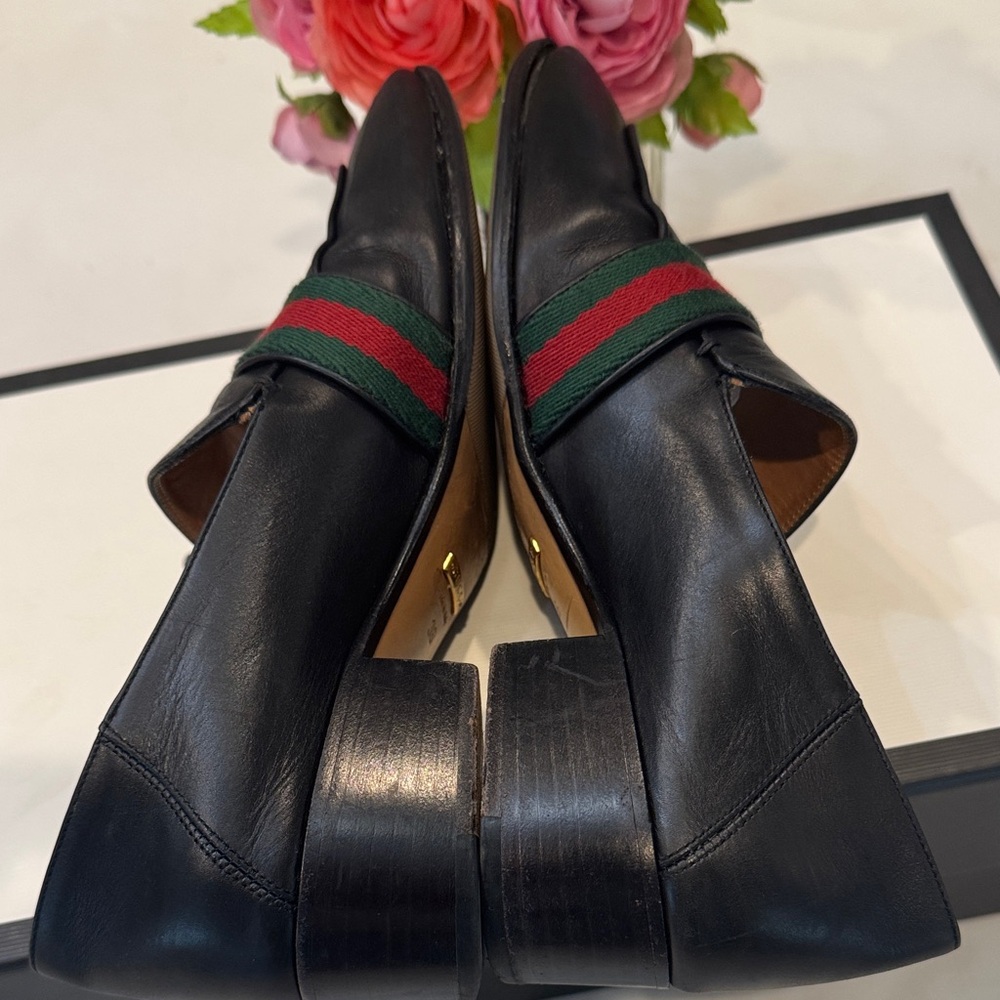 Authentic Gucci Women's Black Leather Loafers with Green and Red Stripes - Picture 7 of 15